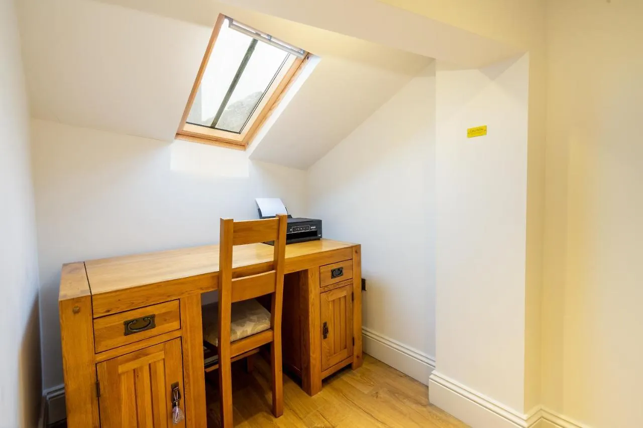 Apartment 4 - The Kings York